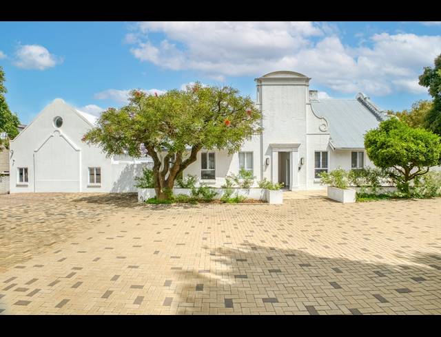 612M² OFFICE FOR SALE IN HIGHLANDS NORTH